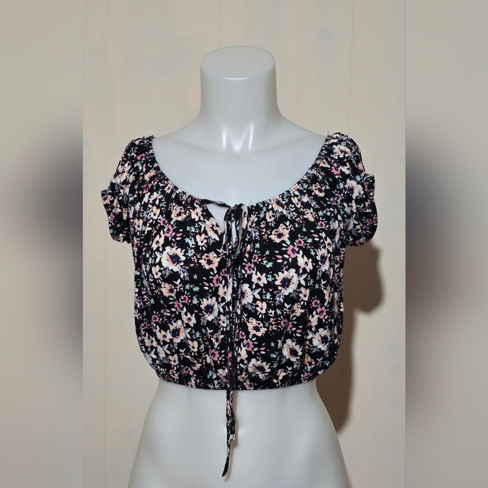 Charlotte Russe Floral Crop Top - Black and Pink